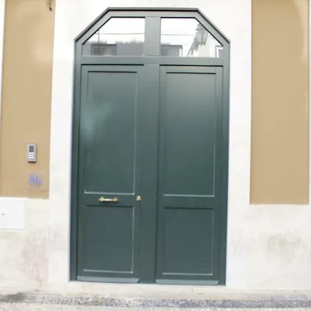 Augusta Street 213 - 2 Esq